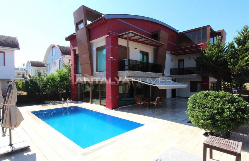 Furnished Villa with Private Pools and Garden in Belek 8