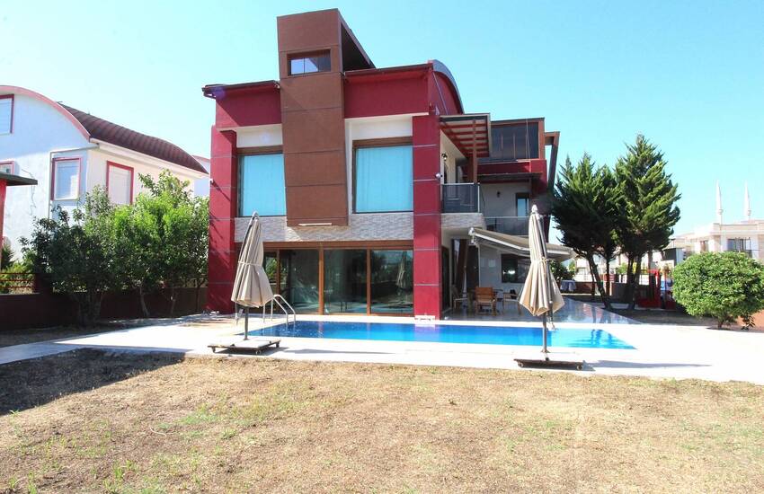 Belek'te Özel Açık ve Kapalı Yüzme Havuzlu Eşyalı Lüks Villa 1