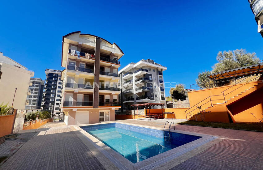 Alanya Avsallar'da Deniz Manzaralı Lüks Daireler