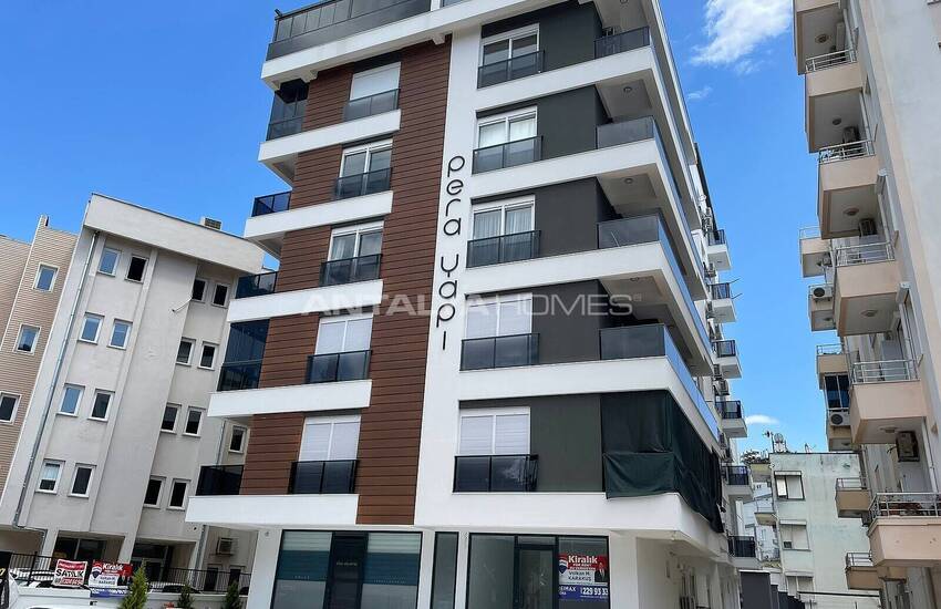 New Flat in a Building with Parking Lot in Antalya Center 2
