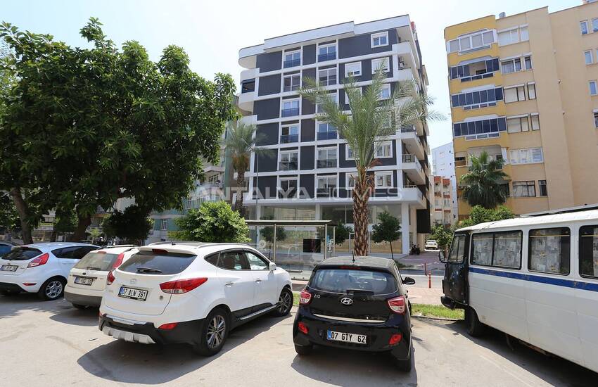 Spacious Apartments with Closed Parking Lot in Muratpaşa 2