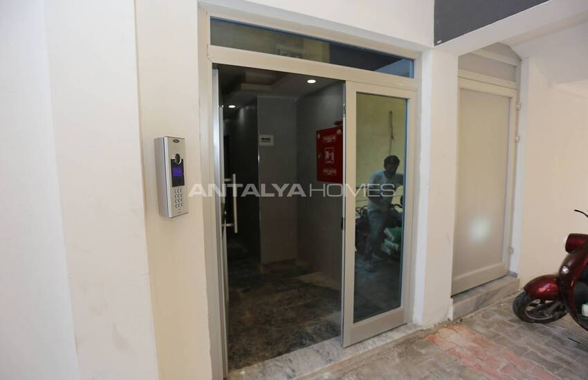 Spacious Apartments with Closed Parking Lot in Muratpaşa 6