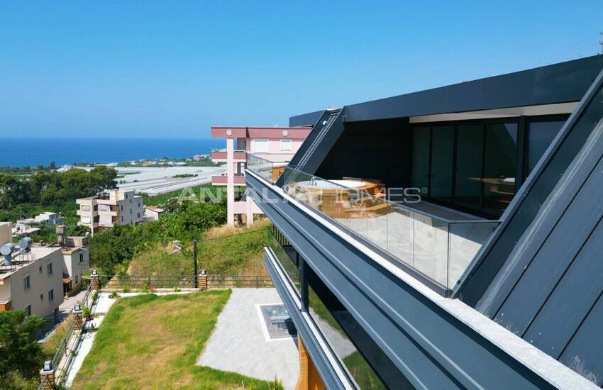 Stylish Villas with Private Outdoor Pool in Alanya Incekum 6