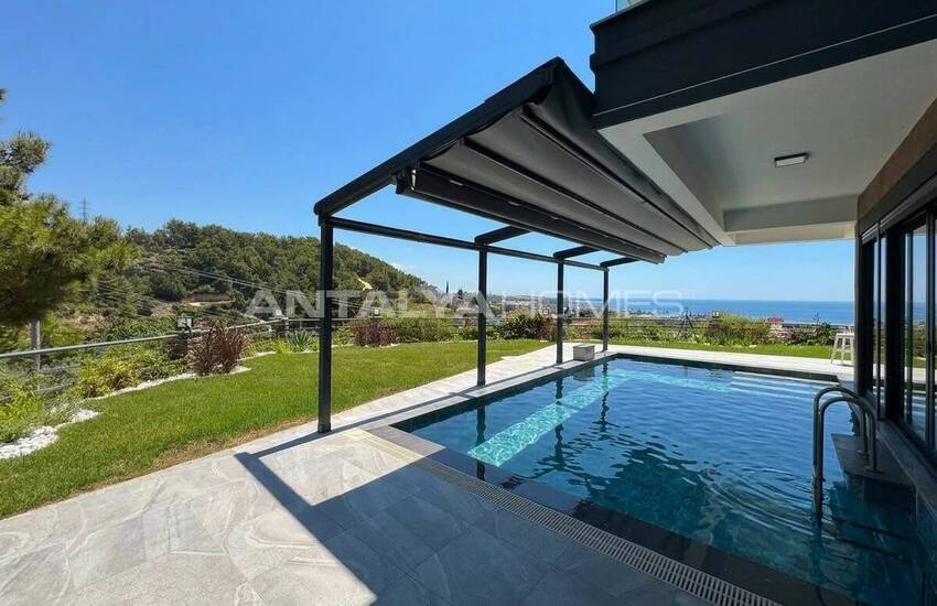 Stylish Villas with Private Outdoor Pool in Alanya Incekum 4