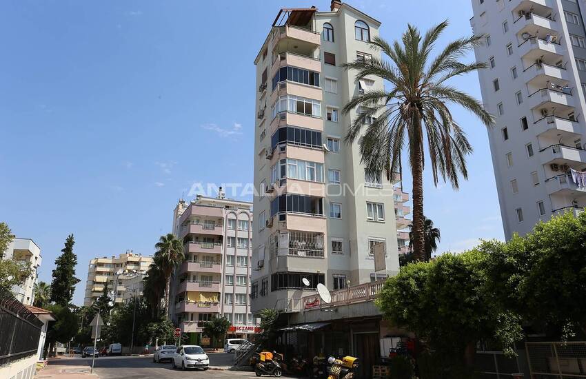 Flat in a Peaceful Area Close to Sea in Muratpasa Antalya 5