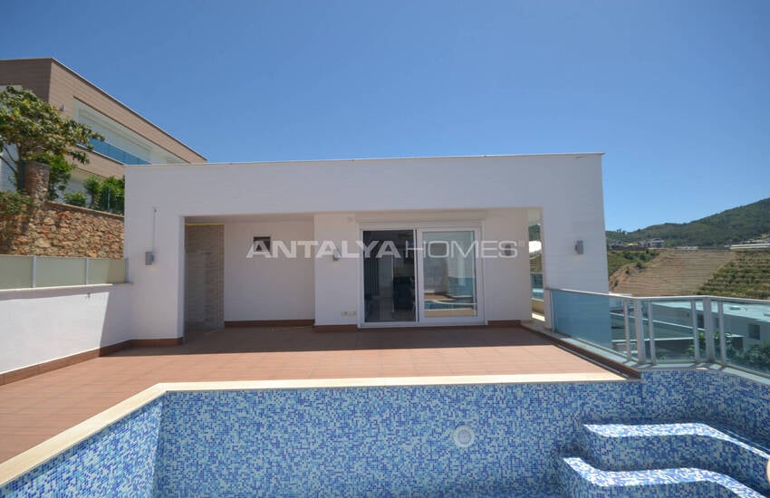 Sea View Villa with Private Pool in Kargicak Alanya 19