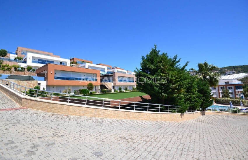 Sea View Villa with Private Pool in Kargicak Alanya 12