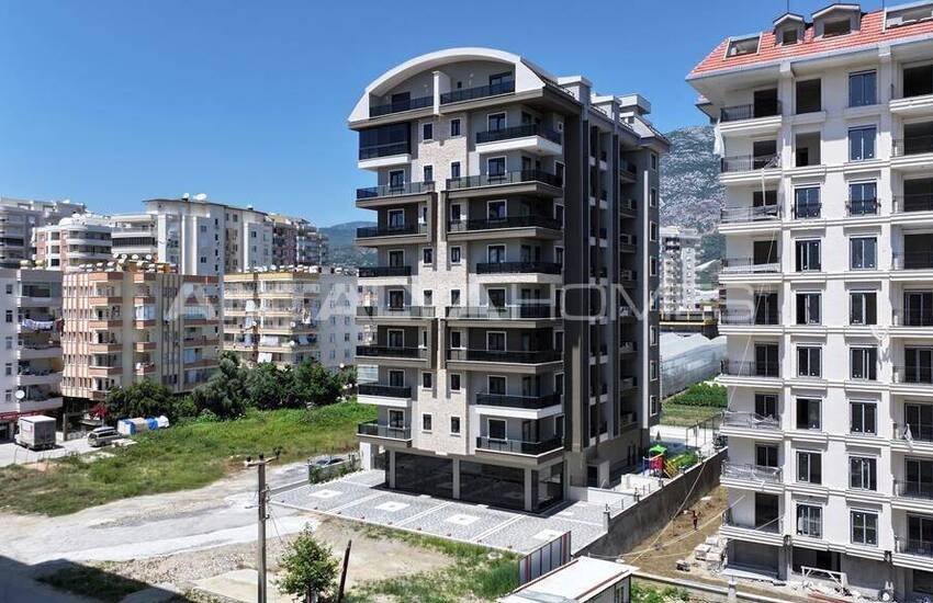 Alanya Mahmutlar'da Yatırıma Uygun Şık Tasarımlı Daireler 2