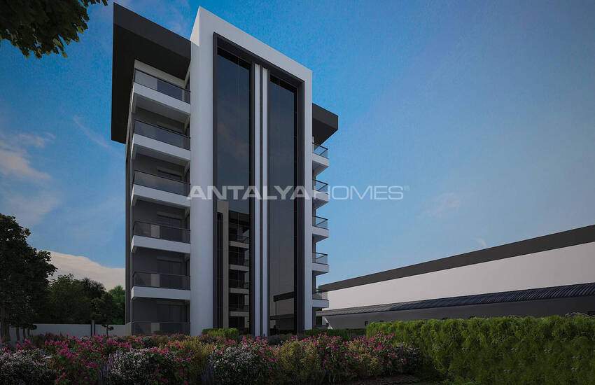 Functional Flats on a Main Road in Antalya Altintas 3