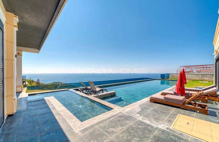 Alanya Kargıcak'ta Plaja Yakın Özel Havuzlu Lüks Malikane 2