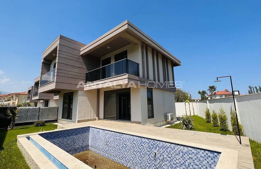 Detached House with Spacious Living Spaces in Kemer Antalya 2