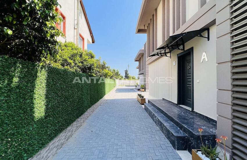 Detached House with Spacious Living Spaces in Kemer Antalya 6