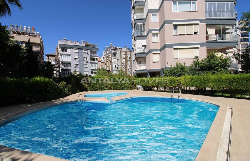 Sea View Flat in a Complex with Pool in Lara Antalya 1