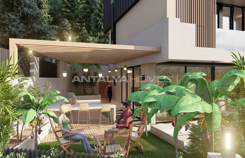 Detached Houses with Sea Views and Pools in Alanya Tepe 7