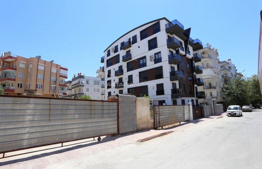Stylish Apartment in Project with Indoor Car Park in Antalya 1