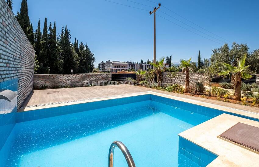 Трехэтажный Сдвоенный Дом с Бассейном в Дёшемеалты 11