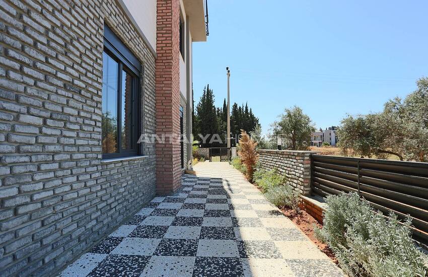 Трехэтажный Сдвоенный Дом с Бассейном в Дёшемеалты 12