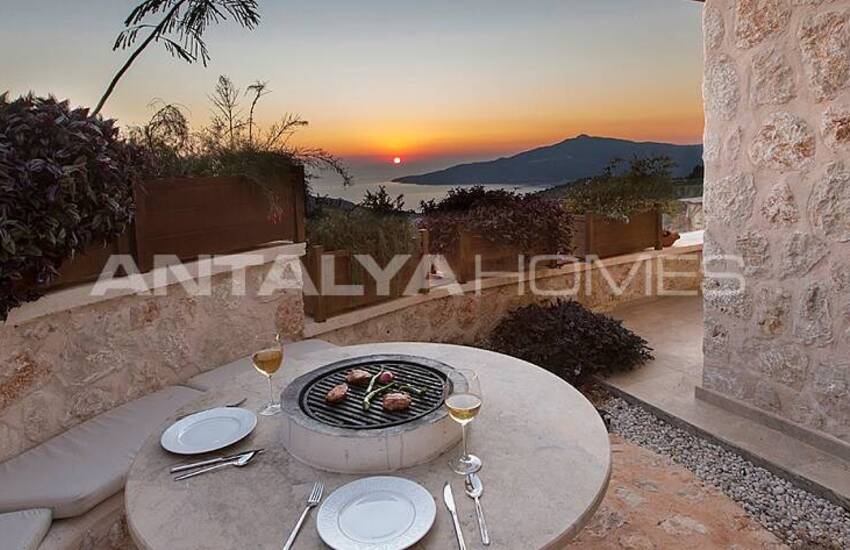 Sea View Villa with Infinity Pool in Kalkan Turkey 14