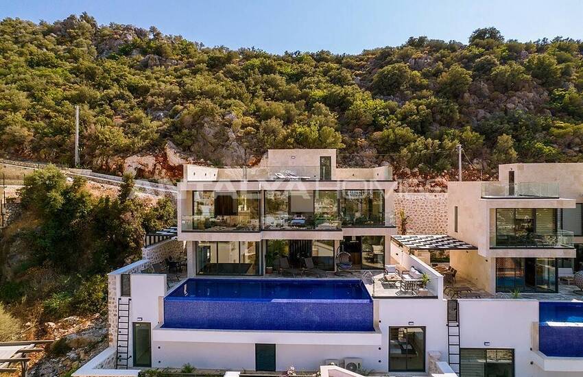 Luxe Villa Suitable for Extended Families in Kalkan Antalya 14