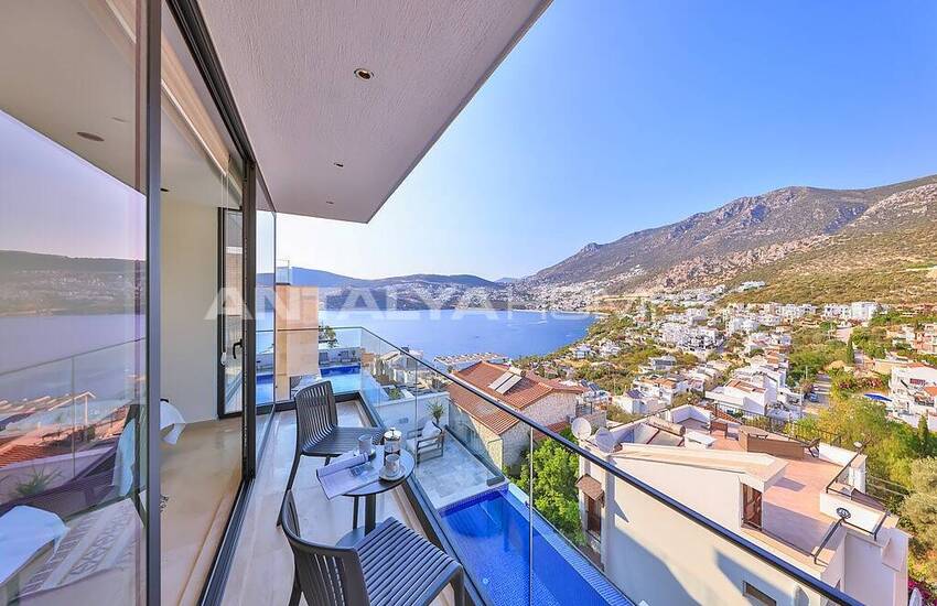 Luxe Villa Suitable for Extended Families in Kalkan Antalya 17