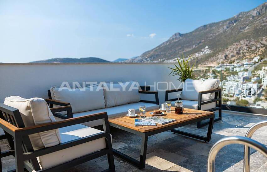Luxe Villa Suitable for Extended Families in Kalkan Antalya 8
