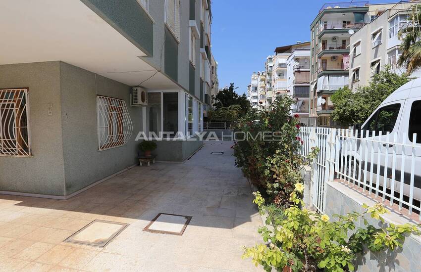 Investment Flat Near the Akdeniz University in Antalya Muratpasa 4