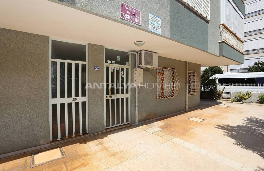 Investment Flat Near the Akdeniz University in Antalya Muratpasa 7