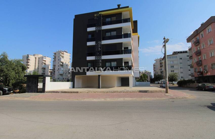 Key Ready 3+1 Flat with Natural Gas in Muratpaşa Antalya 1