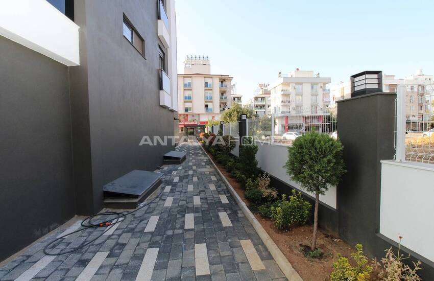Key Ready 3+1 Flat with Natural Gas in Muratpaşa Antalya 4