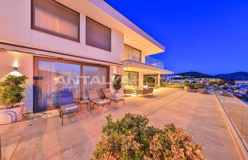 Luxury 5-bedroom Detached House with Infinity Pool in Kalkan 4