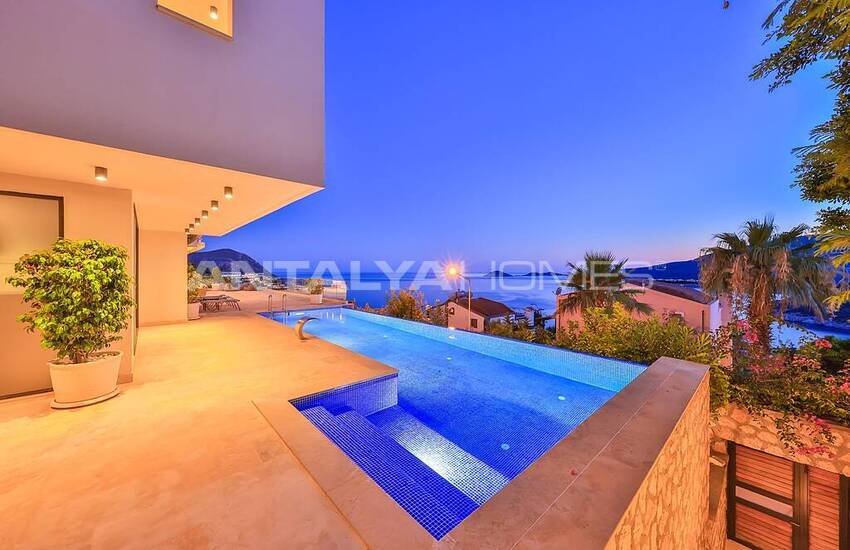 Luxury 5-bedroom Detached House with Infinity Pool in Kalkan 6