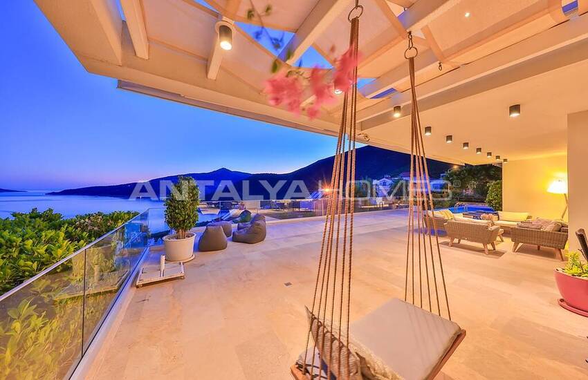 Luxury 5-bedroom Detached House with Infinity Pool in Kalkan 8