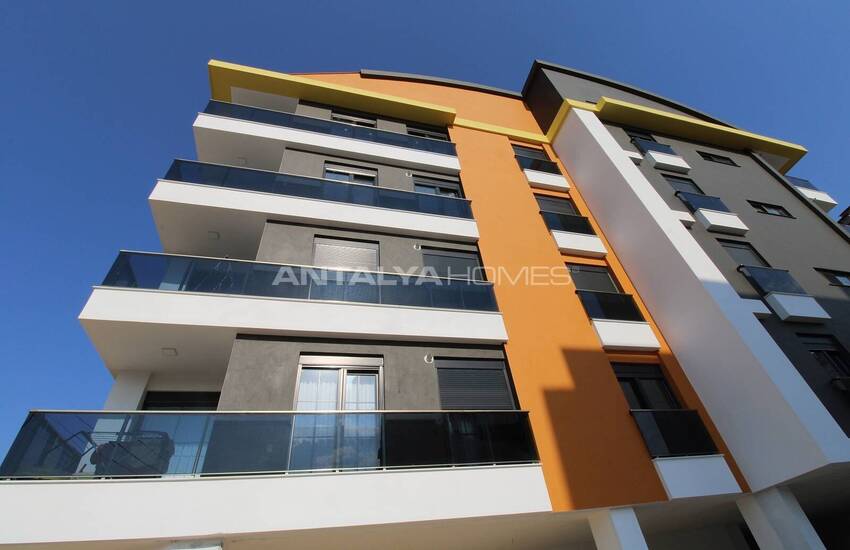 Ruim En Nieuw Appartement Met Aardgas In Antalya