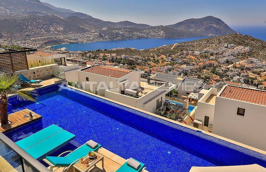 Panoramic Sea View Villa with Infinity Pool in Kalkan 10