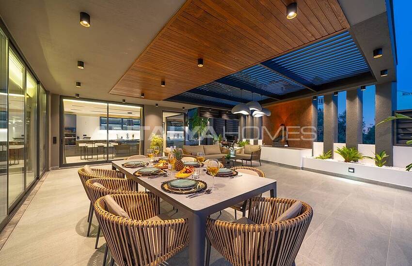 Luxe Villa with Sea View and Infinity Pool in Kalkan 6