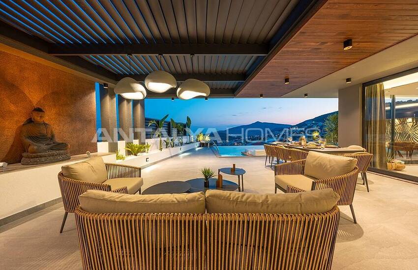 Luxe Villa with Sea View and Infinity Pool in Kalkan 7