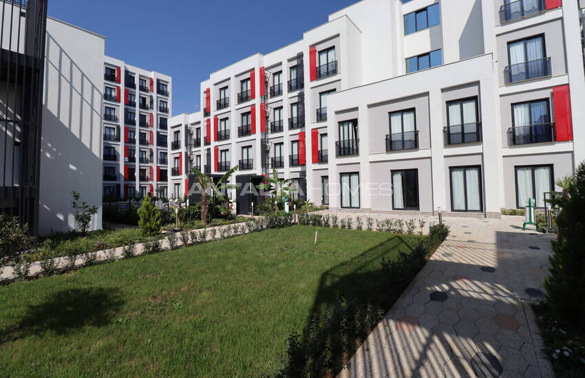 Real Estate with High Rental Income Potential in Antalya Kepez 8