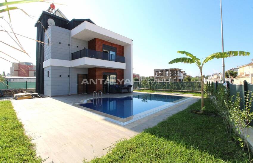 Spacious Villas Suitable for a Private Life in Kadriye 2