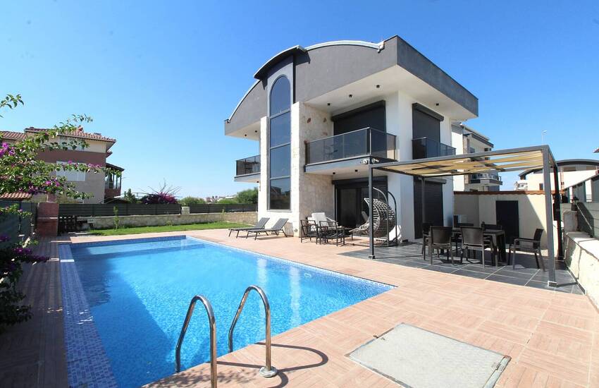 Chic Villa with Limra Stone Close to Golf Courses in Belek 1
