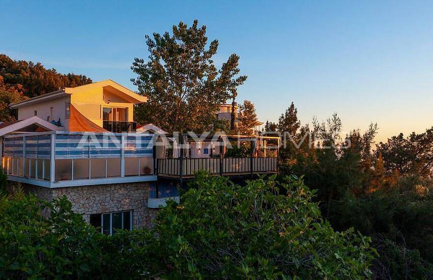 Key Ready Villa with Heated Pool and Jacuzzi in Kalkan 11