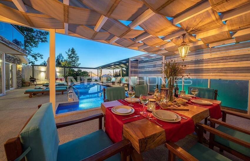 Key Ready Villa with Heated Pool and Jacuzzi in Kalkan 12