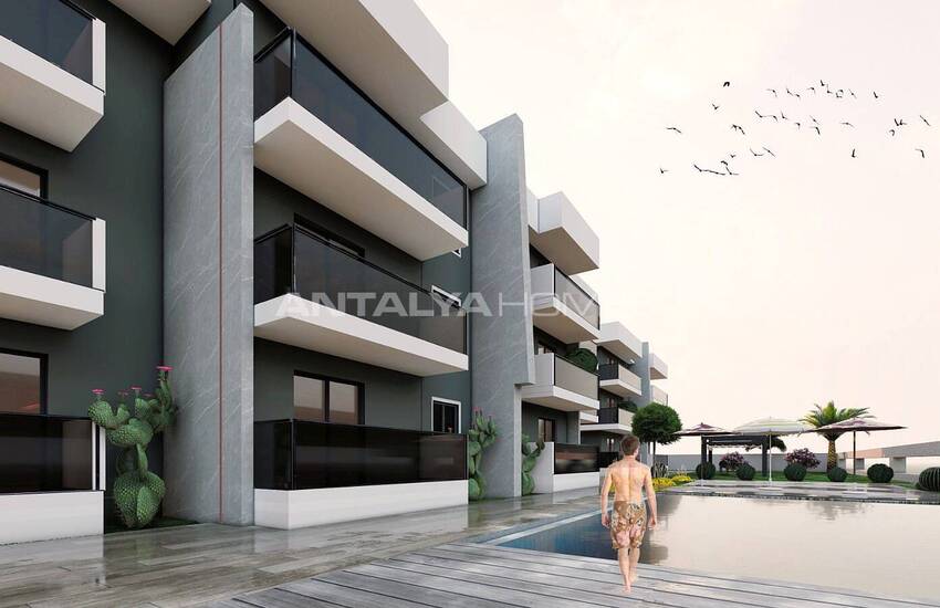 املاک نوساز شیک در مجتمعی با استخر در کادریه 5