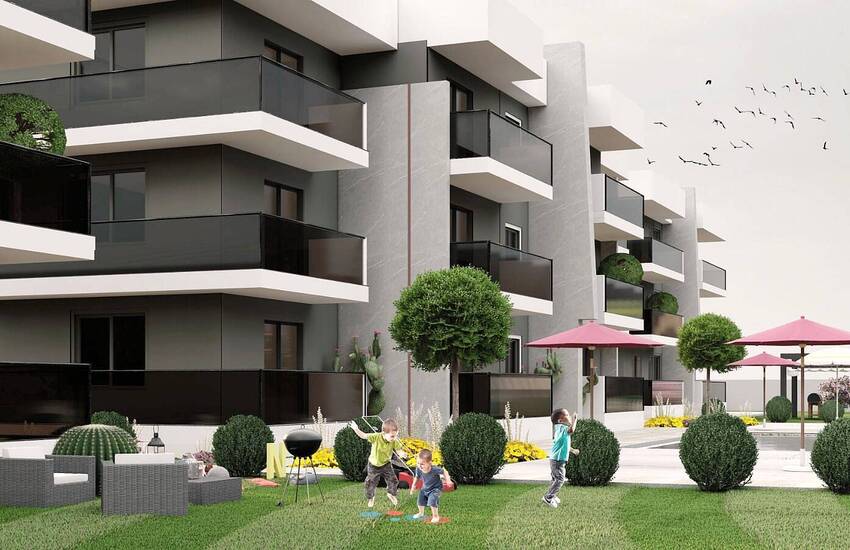 New Build Stylish Properties in Complex with Pool in Kadriye 1