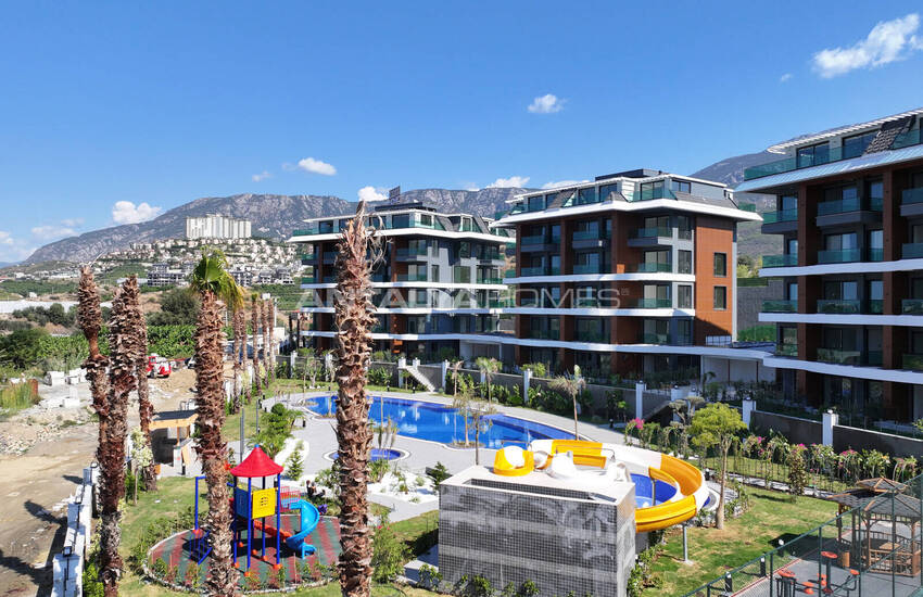Alanya'da Kaliteli Yaşam Sunan Sitede Satılık Daireler 6