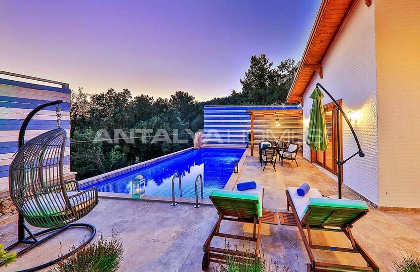 Stylish Villa with Jacuzzi Intertwined with Nature in Kalkan 3