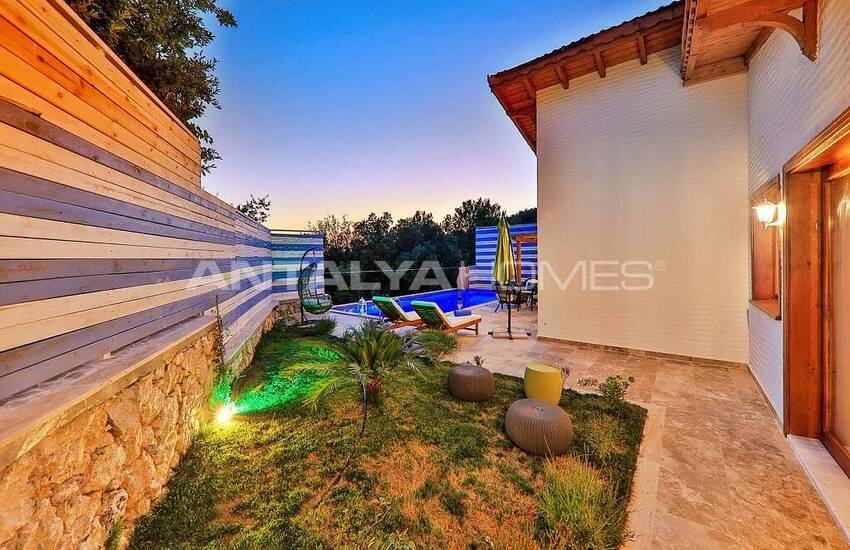 Stylish Villa with Jacuzzi Intertwined with Nature in Kalkan 4