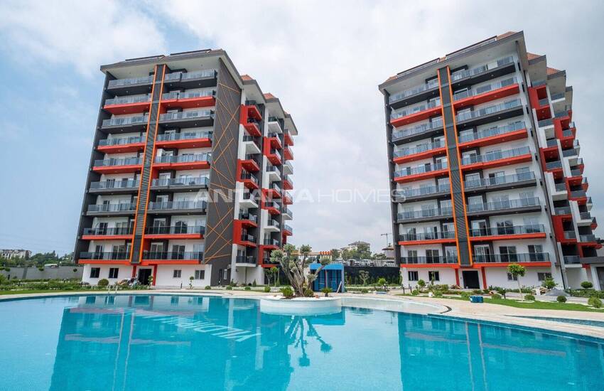 Ready to Move Luxury Apartments in a Complex in Avsallar