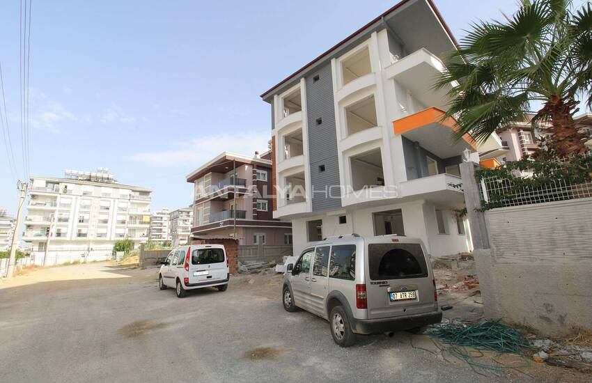 Brand New Flats with Spacious Balcony in Aksu Antalya 3