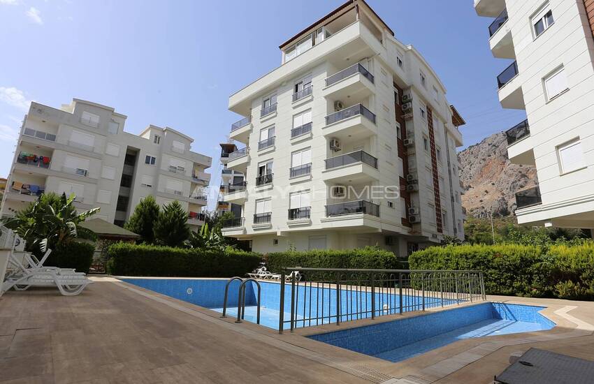 Well-located Apartment with 2 Bedrooms in Antalya Konyaalti 1