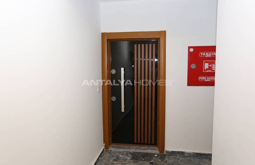 Spacious Apartment with Indoor Car Park in Antalya Muratpasa 11